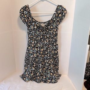 Juniors Aeropostale Small Babydoll Dress with tied keyhole